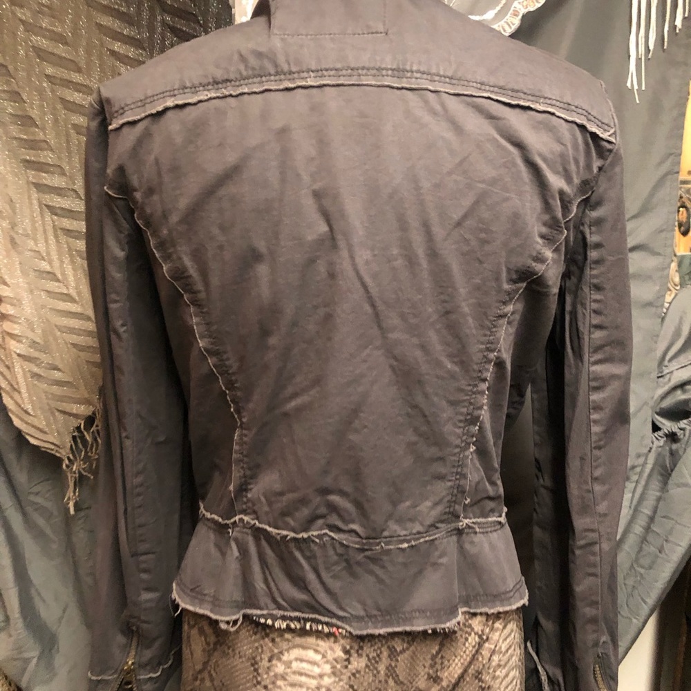 Jacket - Picture 4 of 5